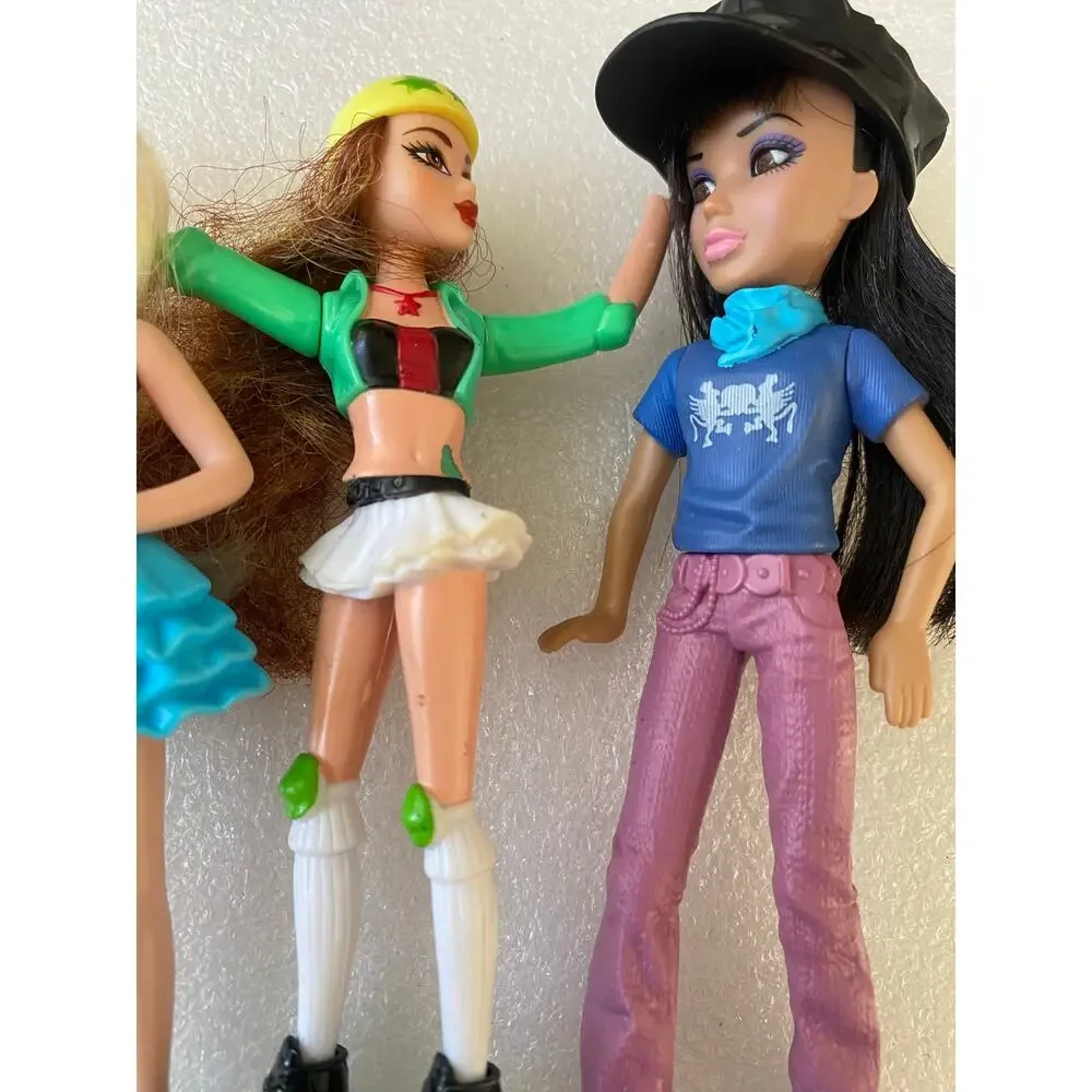 2007 Mattel Barbie McDonald's Happy Meal mini fashion and roller-skating figures